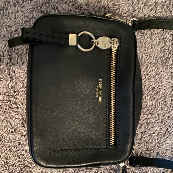 Henri Bender Black Leather Crossbody - Picture 2 of 4